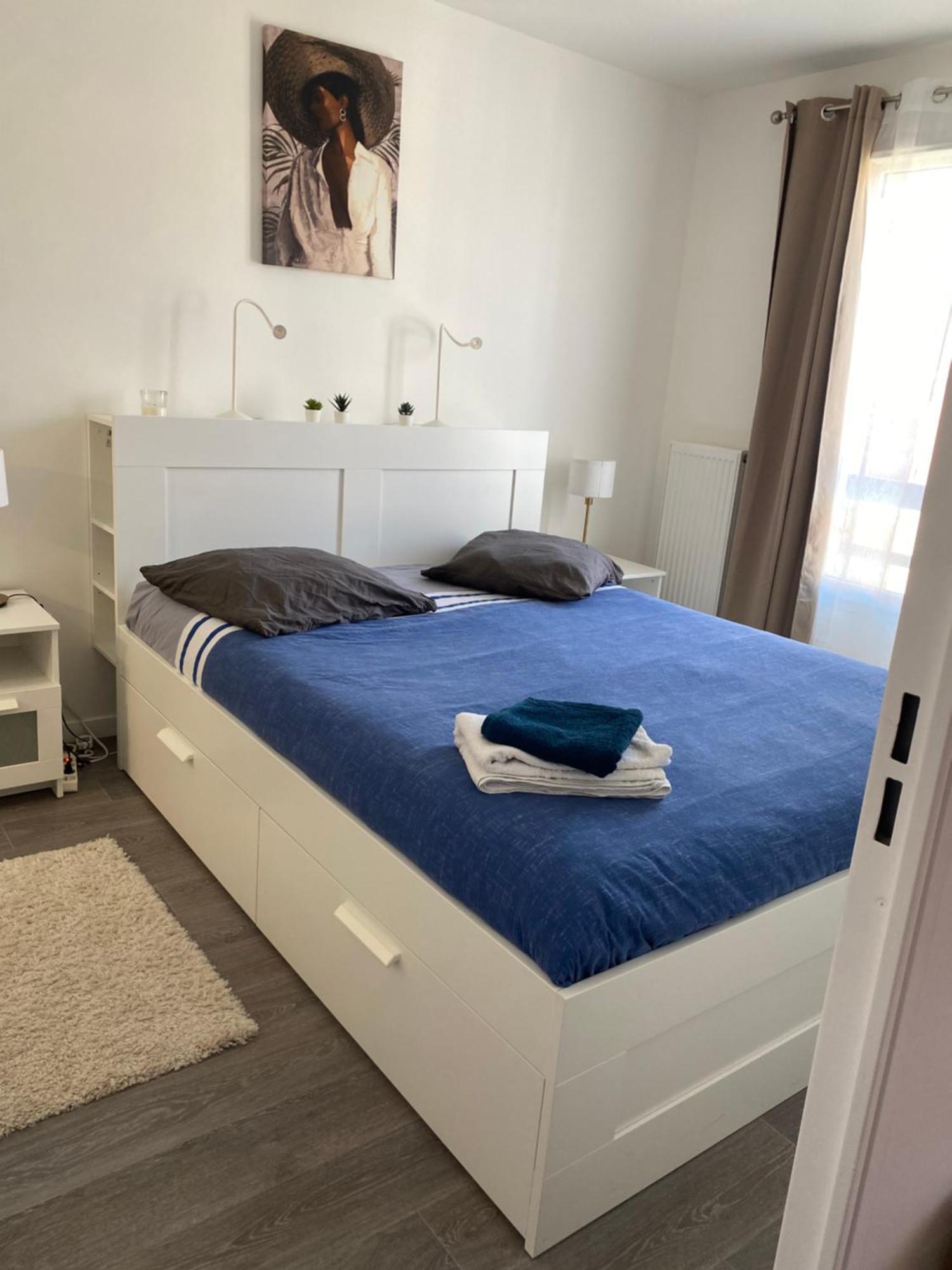 Appartement Cozy - Quartier Residentiel Melun Luaran gambar